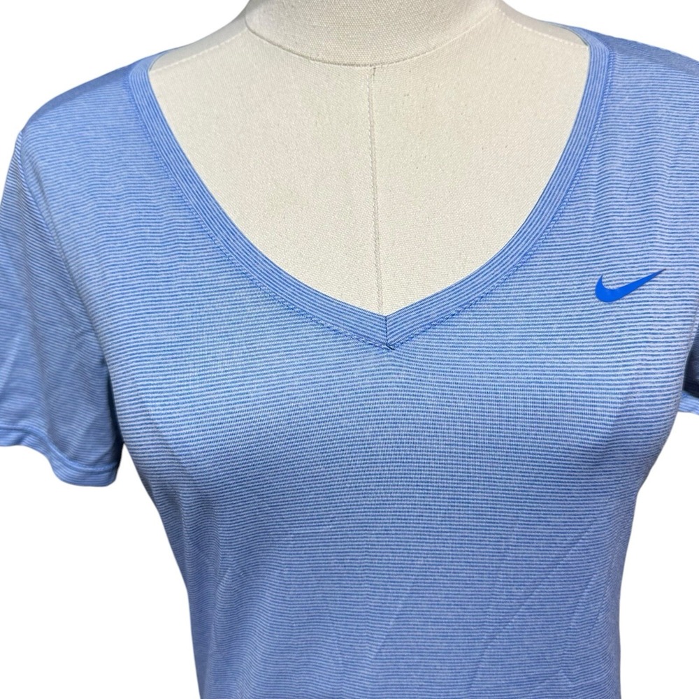 Nike Womens Dri-FIT V-Neck Short Sleeve Striped Athletic Tee Blue Size Small‎
